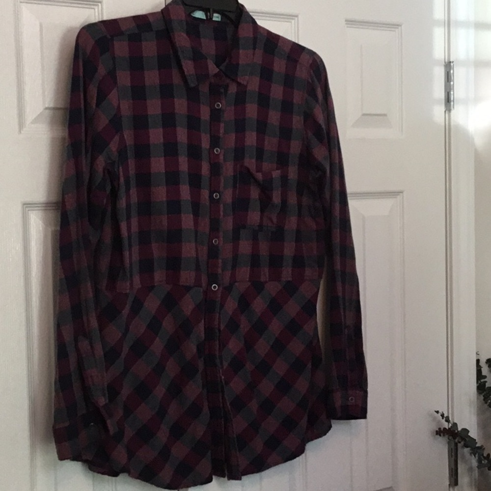 Maurice’s button town tunic blouse large